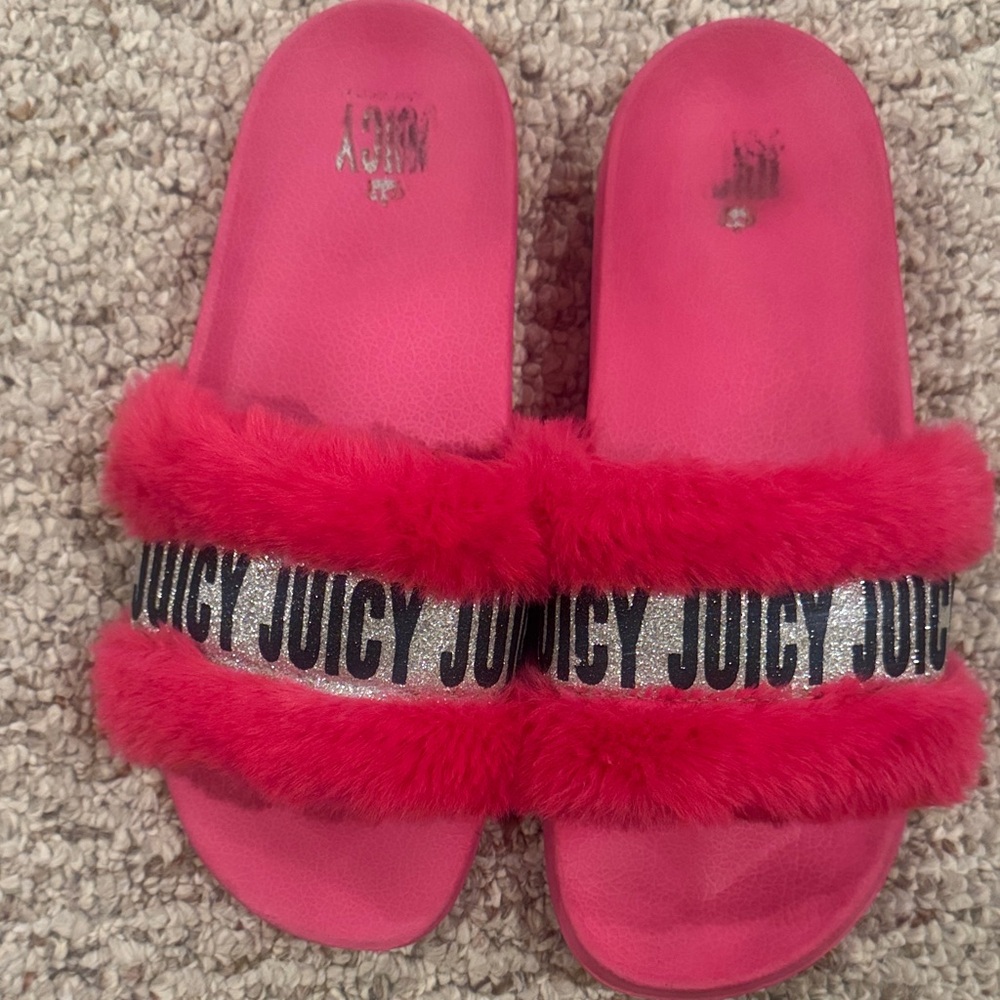Juicy Couture Hot Pink Fluffy Slides - Picture 2 of 2